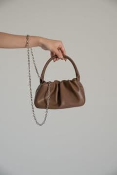 minimal bag amiurのサムネイル