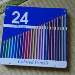 24色色鉛筆のサムネイル