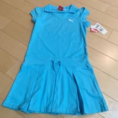 PUMAのワンピースのサムネイル