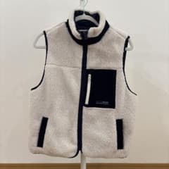 ZARAリバーシブル ボアベスト ネイビー×アイボリーのサムネイル