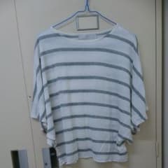 レディース Tシャツのサムネイル