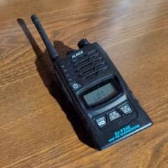 ALINCO DJ-P240 UHF FMトランシーバー ALINCO DJ-P240 UHF FMトランシーバー - メルカリ