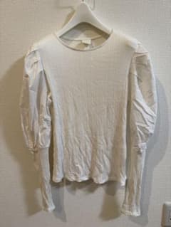 H&M パフスリーブ 長袖カットソー ホワイト Sのサムネイル