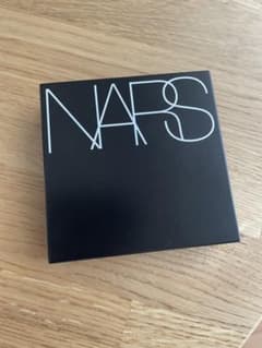 NARS ナチュラルラディアントロングウェアクッションファンデーションのサムネイル