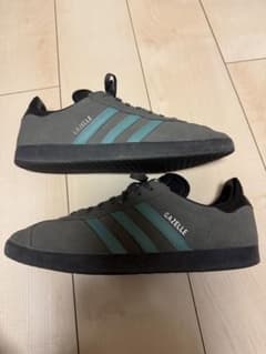 adidas GAZELLE アディダス ガゼル パントーンカラーのサムネイル