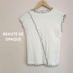 BEAUTE DE OPAQUE ノースリーブトップス　メロウ　ホワイト　夏物のサムネイル