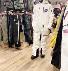 新品　686 スノーボードウェアのサムネイル