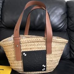 LOEWEスモールサイズかごバッグ♥️まっくろくろすけ - メルカリ