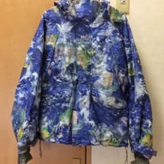 ヘリーハンセン  地球柄ウエアのサムネイル