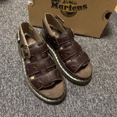 美品　Dr. Martens サンダル ブラウン 花柄　23cm 美品 Dr. Martens サンダル ブラウン 花柄 23cm - メルカリ