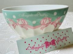 アンジェリックプリティ　ノベルティ　非売品　陶器製食器　ステッカーおまけ　未使用のサムネイル