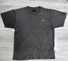 NIKE ダークグレー 90s Tシャツのサムネイル