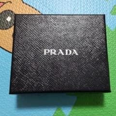 PRADA　空箱のサムネイル