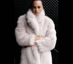 明日朝削除！限界！美品 ZARA ザラ 23AW フェイク ファー コート 