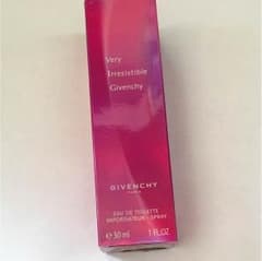 香水(GIVENCHY)のサムネイル
