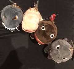 入手困難 ゴジラマスコットチャーム コンプリート - メルカリ