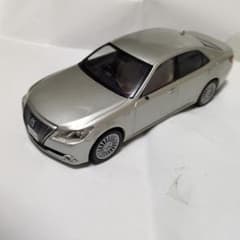 トヨタ非売品 クラウンマジェスタ カラーサンプルミニカー 210系 1/30