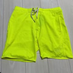 大人気サーフパンツ 水着　28インチのサムネイル