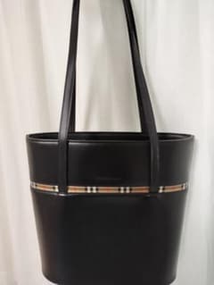 BURBERRY　バーバリー　ショルダーバッグのサムネイル