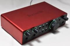 Focusrite Scarlett 2i2 gen4 オーディオインターフェイ