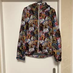総柄 ナイロンジャケット アウトドア風のサムネイル