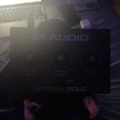 M-AUDIO M-TRACK SOLO オーディオインターフェースのサムネイル