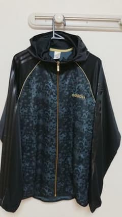 4連休の売り切り価格実施中❗❗adidas アディダス ジャージのサムネイル