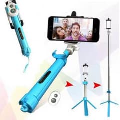 多機能！《スマホ自撮り棒 三脚 リモートシャッター 【ブラック】のサムネイル