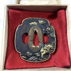 B-58 鍔　銅地　金象嵌　武具　刀装具　日本　骨董品　時代物　美術品　工芸品 B-58 鍔 銅地 金象嵌 武具 刀装具 日本 骨董品 時代物 美術品 工芸品