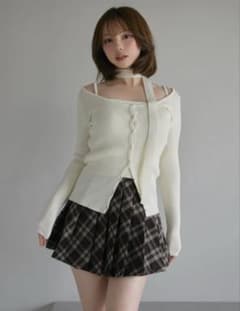 andmary May check pleats set up ivoryのサムネイル