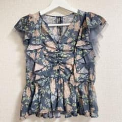 美品】COCODEAL ココディール ラッフルフラワーギャザーブラウス