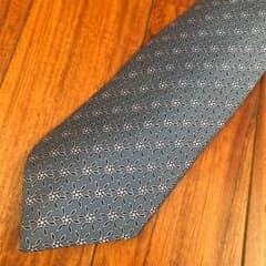美品！エルメス ネクタイ ブルー柄のサムネイル
