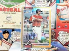サ*ン様 Topps Chrome　Matt Olson 12/50のサムネイル
