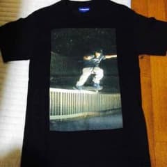 ラファイエットのTシャツのサムネイル