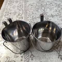 ステンレス製　フック付き水飲みバケツ 2L 中型犬　大型犬のサムネイル