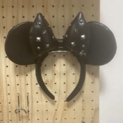 ミニーマウス風スタッズ付き黒カチューシャのサムネイル
