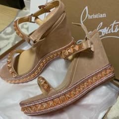 クリスチャンルブタン サンダル 新品のサムネイル