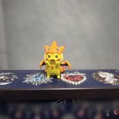 ポケモンセンター　メガトウキョー　ピカチュウ　リザードン　コレクションフィギュア ポケモンセンター ガチャ メガリザードンポンチョ ピカチュウ メガ