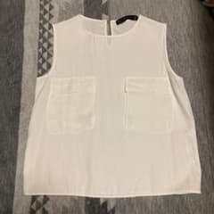 ZARA ノースリーブ　トップスのサムネイル
