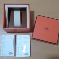 HERMESの時計のはこのサムネイル