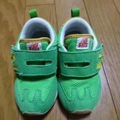 ニューバランス13,5㎝のサムネイル