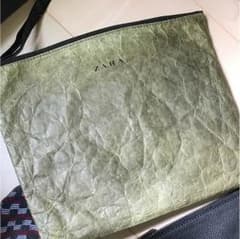 ZARAのサムネイル