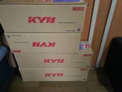 お盆期間限定値下げ  KYB SR spacial 新品 フォレスター SG5のサムネイル