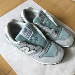 megu様専用 ニューバランス 996 スニーカー23.5のサムネイル