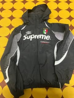 Supreme × Umbro コラボ ジャケット 黒 L - メルカリ