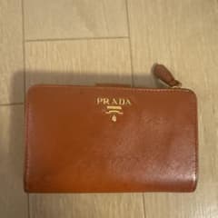【値下げ】PRADA 二つ折り財布 オレンジブラウン レザーのサムネイル