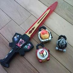 ■トッキュウジャー剣＆鎧武ロックシード■のサムネイル