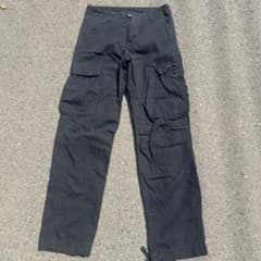 Carhartt ブラックカーゴパンツのサムネイル