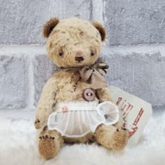 テディベア　ぬいぐるみ　作家　アーティスト　アンティーク　クマ　くまのサムネイル