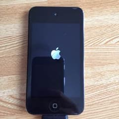 iPod touch 4世代 16GBのサムネイル